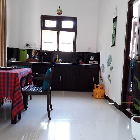 Apna Homestay Apartments Unawatuna Dış mekan fotoğraf
